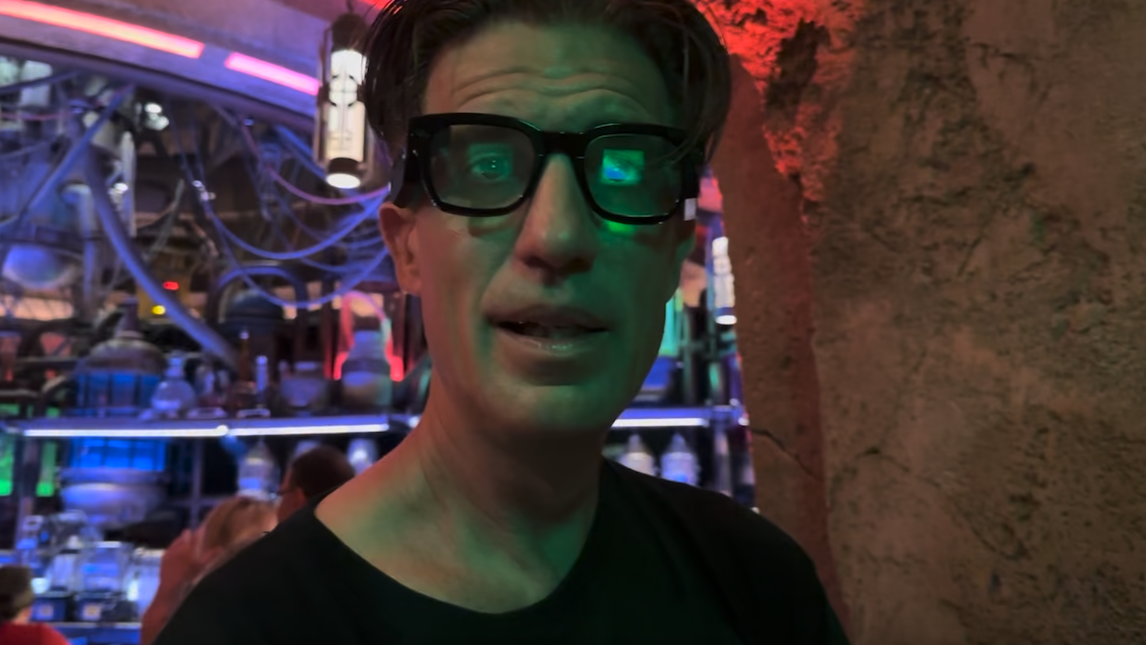 Greg Oga Cantina
